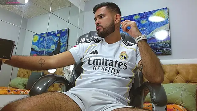 Snapshot of Axel_Castillo21 chatting on 01.12.26 Axel Castillo21 online show from 01.12.26