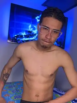 Latin Paisa Boy online show from 03.08.26