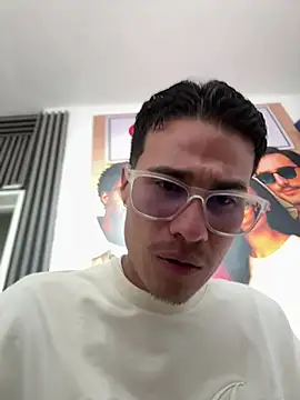 Latin Paisa Boy online show from 03.13.26