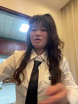 Snapshot of Molly-xiao chatting on 04.12.26 Molly-xiao online show from 04.12.26