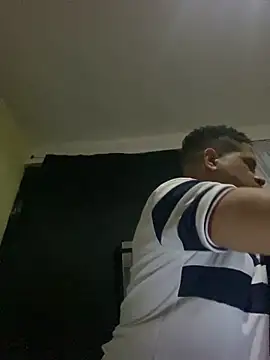 Snapshot of Dominicanobb chatting on 02.08.26 Dominicanobb online show from 02.08.26