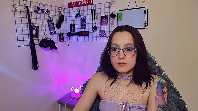 Snapshot of XXGoddessLXX chatting on 02.23.26 XXGoddessLXX online show from 02.23.26