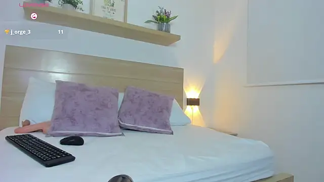 Snapshot of lila_lain chatting on 01.10.26 lila lain online show from 01.10.26