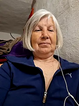 KlaudiaDarling online show from 05.05.26