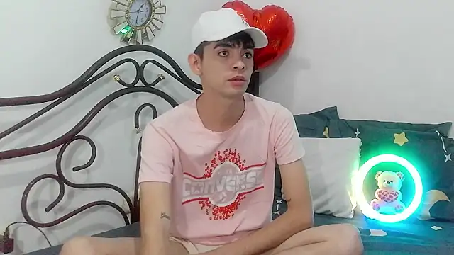 nico22love online show from 02.25.26