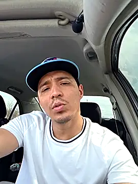 HoofedCylinder online show from 04.12.26