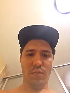 HoofedCylinder online show from 04.19.26