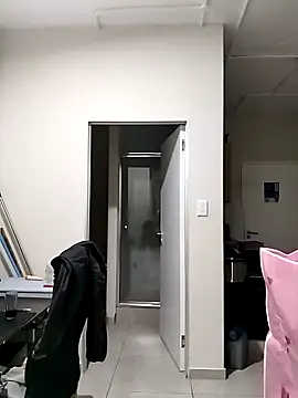 Bra-G online show from 02.04.26