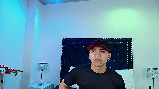 Jaden and sofia online show from 03.26.26