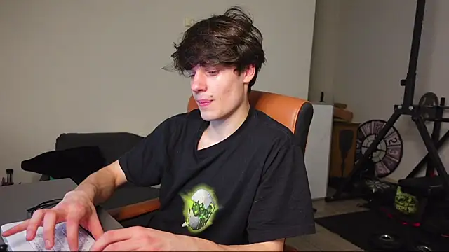 Daniel Shawnn online show from 01.12.26