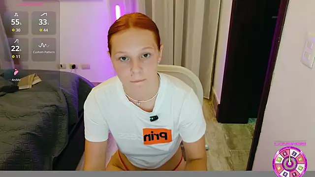 Snapshot of ViktoriaSilk chatting on 06.17.26 ViktoriaSilk online show from 06.17.26