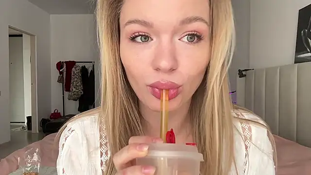 Missfit  online show from 01.11.26