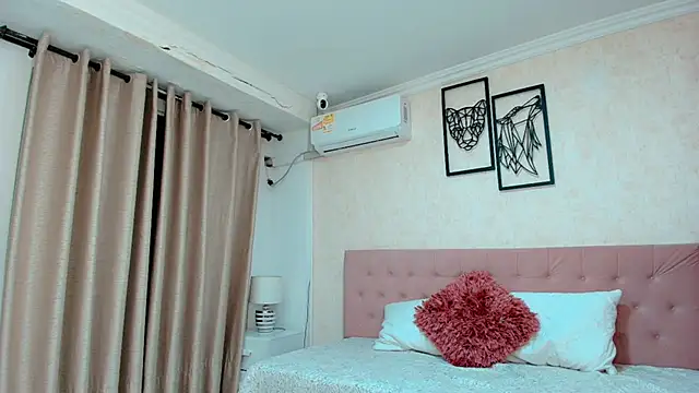 littlemolly walcott online show from 03.31.26