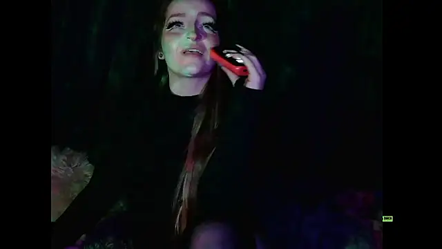 Snapshot of hazardjones chatting on 01.11.26 hazardjones online show from 01.11.26