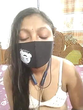 sumi couele18 online show from 04.13.26