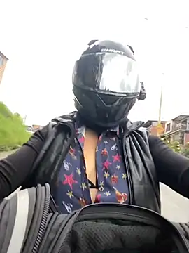 Snapshot of Scarlet_auraa chatting on 01.13.26 Scarlet auraa online show from 01.13.26