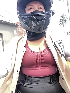 Snapshot of Scarlet_auraa chatting on 02.23.26 Scarlet auraa online show from 02.23.26