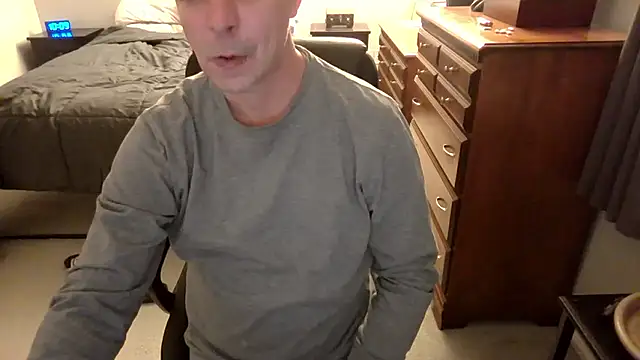 MatureSexy1700 online show from 01.19.26