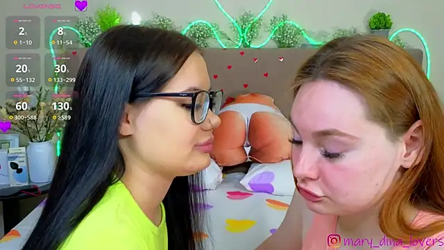 Mary Dina online show from 04.17.26