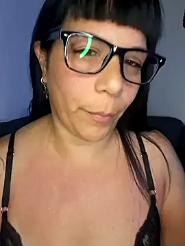 angielove1905 online show from 01.12.26