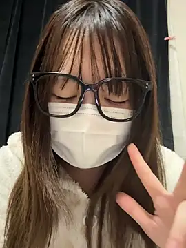 Snapshot of rena__snow chatting on 02.26.26 rena snow online show from 02.26.26