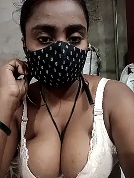 Hotty Nishaa online show from 03.20.26