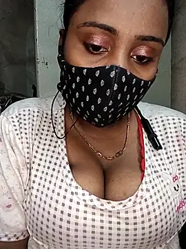 Hotty Nishaa online show from 04.12.26