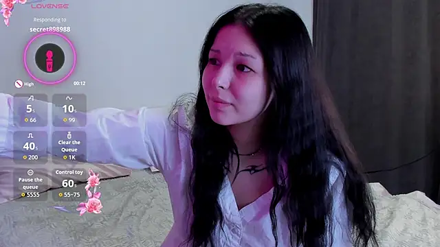 Snapshot of m1sss1nful chatting on 01.12.26 m1sss1nful online show from 01.12.26