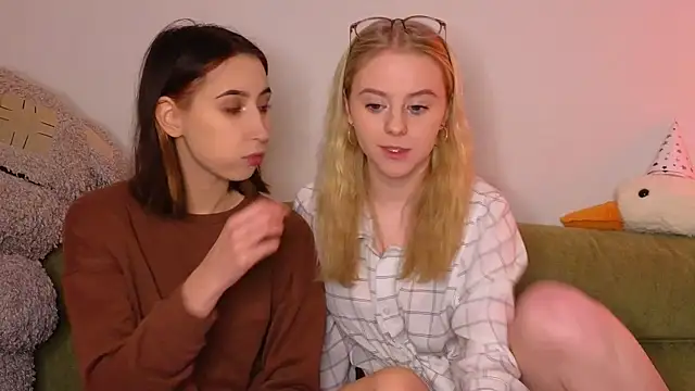 Mimipaws online show from 01.11.26