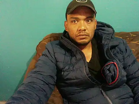 Snapshot of latinomoreno95 chatting on 02.11.26 latinomoreno95 online show from 02.11.26