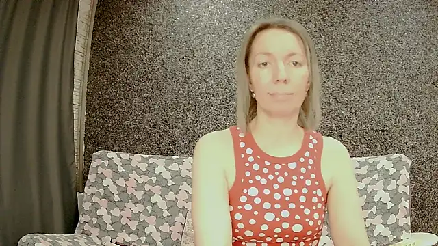 Snapshot of Amanda_Luxe chatting on 01.12.26 Amanda Luxe online show from 01.12.26