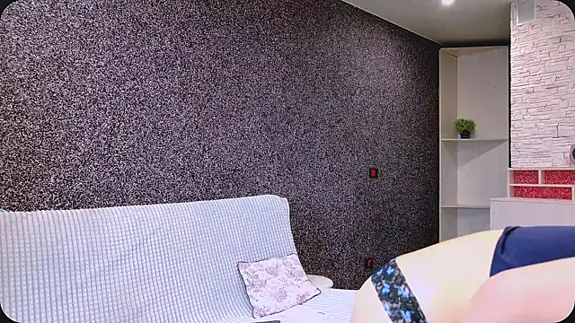 Amanda Luxe online show from 05.23.26