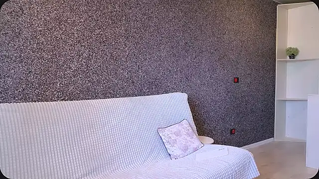 Amanda Luxe online show from 06.24.26