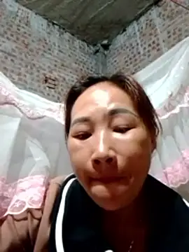 Fading roses online show from 04.10.26