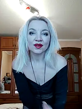 Snapshot of MiraStar984 chatting on 02.13.26 MiraStar984 online show from 02.13.26