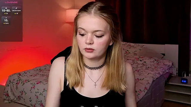 Snapshot of Elioraa chatting on 01.15.26 Elioraa online show from 01.15.26