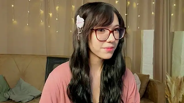 LaveraBadlam online show from 01.10.26