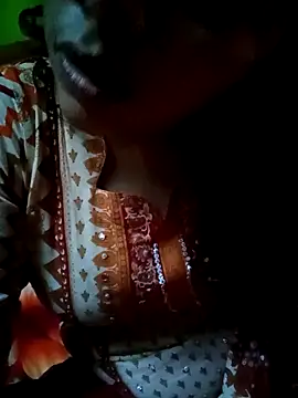 Snapshot of tusiakter4433 chatting on 02.27.26 tusiakter4433 online show from 02.27.26