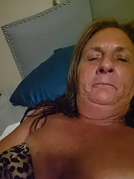 HotAzMilf online show from 05.31.26