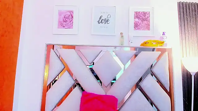 SalomeWilson online show from 03.28.26