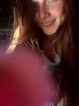 Snapshot of LiliMiel chatting on 04.26.26 LiliMiel online show from 04.26.26