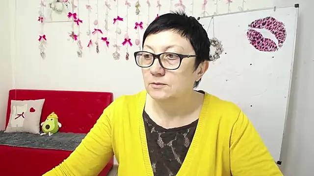 EmilyL0ve online show from 04.05.26