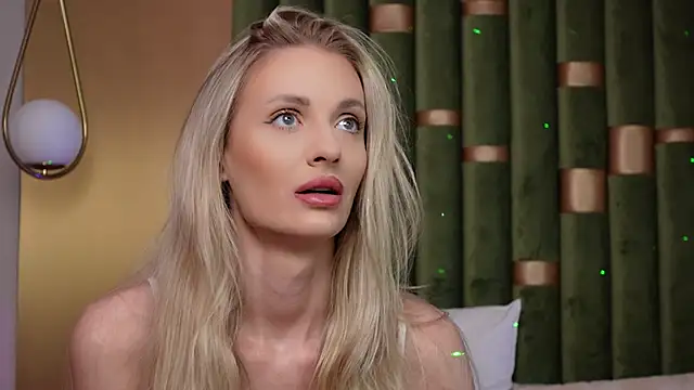 AmeliaAngel online show from 01.08.25