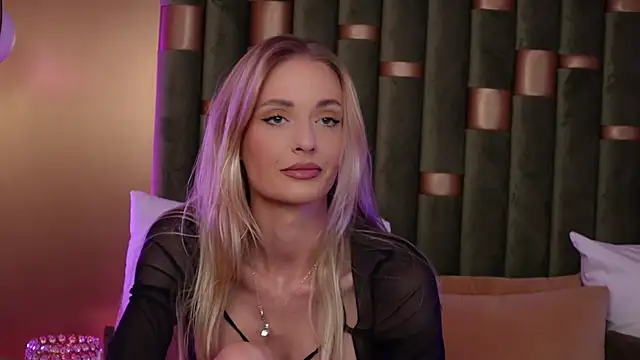 AmeliaAngel online show from 10.14.25