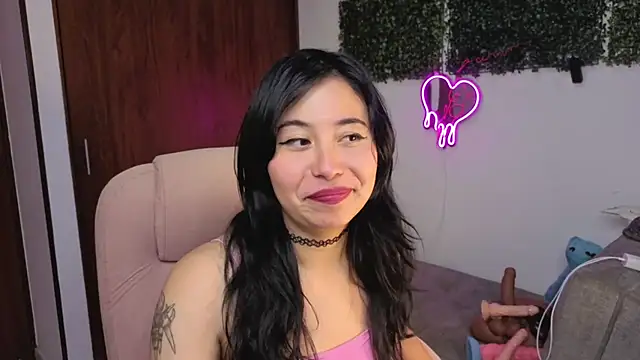 LolaOpalX online show from 05.13.26