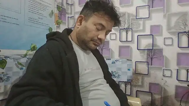 Snapshot of KUMA_500 chatting on 01.12.26 KUMA 500 online show from 01.12.26