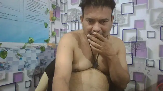 Snapshot of KUMA_500 chatting on 01.14.26 KUMA 500 online show from 01.14.26