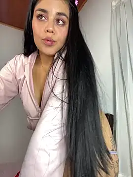 sophyy white online show from 06.14.26