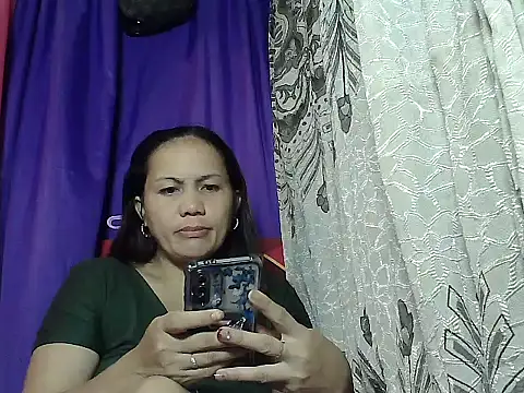 prettymomma24xx online show from 05.14.26