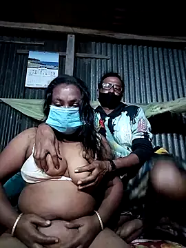 Snapshot of Hot-headed chatting on 02.10.26 Hot-headed online show from 02.10.26